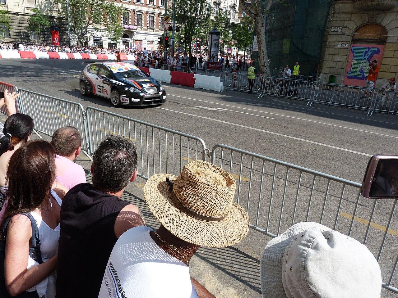 F1赛车谈判罚:尺度之争背后的逻辑